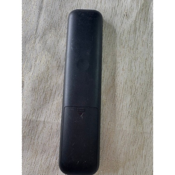 replacement remote control for Hisense Smart TVs - Picture 4 of 5